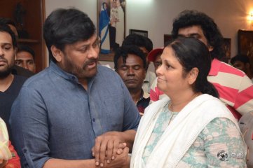 Celebrities Pay Homage to Vijaya Nirmala Garu